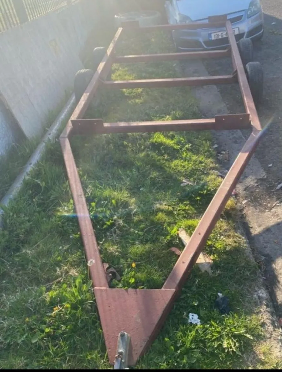 Flatbed trailer - Image 2
