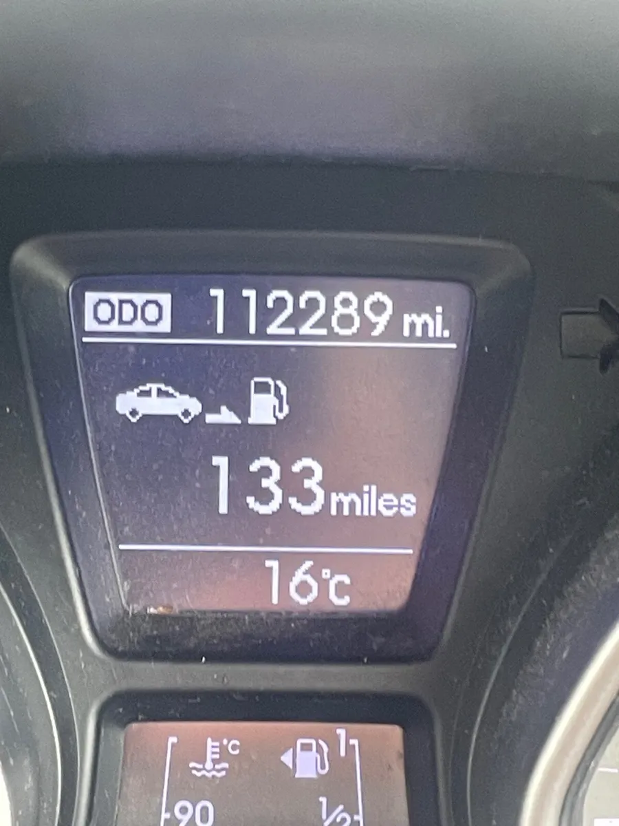 Hyundai i30 2014 - Image 2