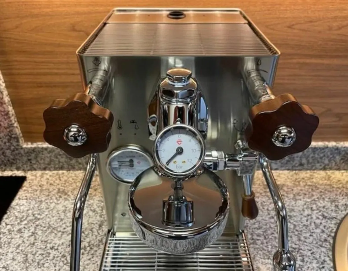 Lelit Mara X with Accessories Coffee Machine - Image 3