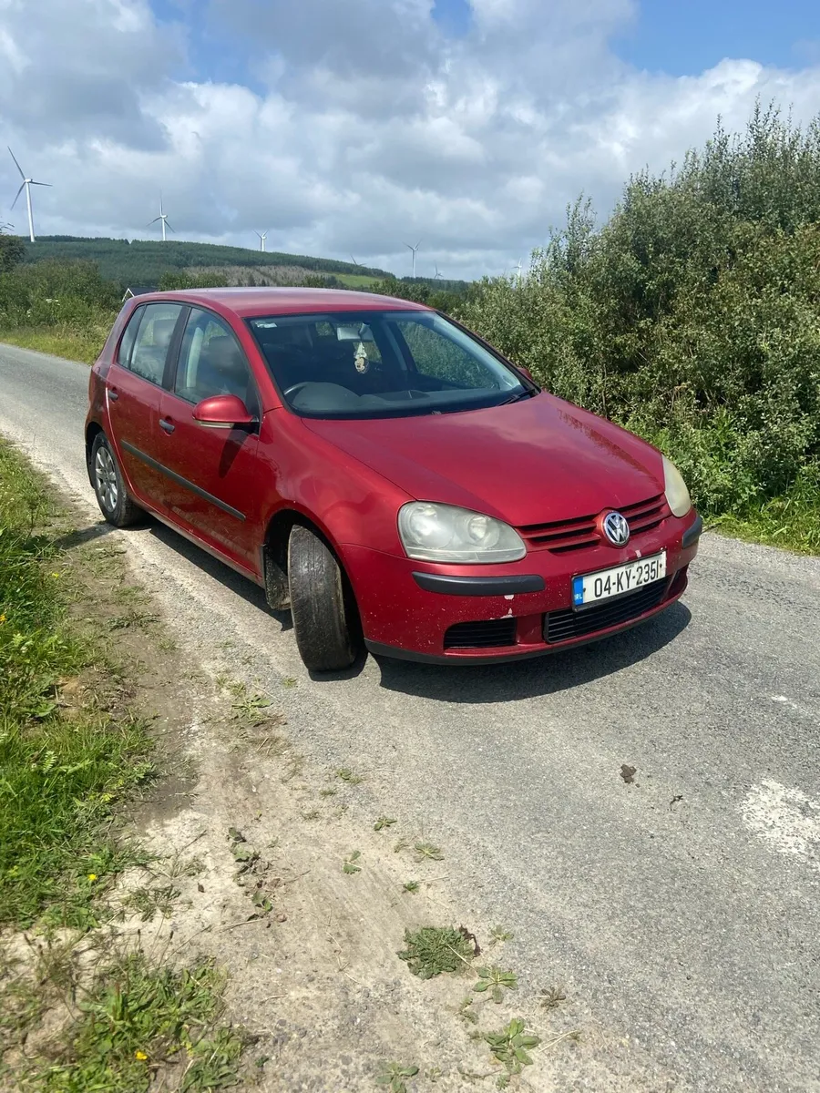 Volkswagen Golf 1.4 petrol and Toyota yaris1.0 - Image 2
