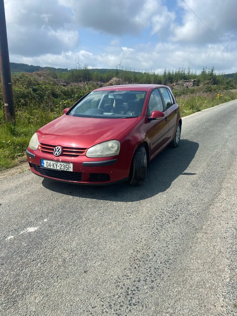 Volkswagen Golf 1.4 petrol and Toyota yaris1.0 - Image 3