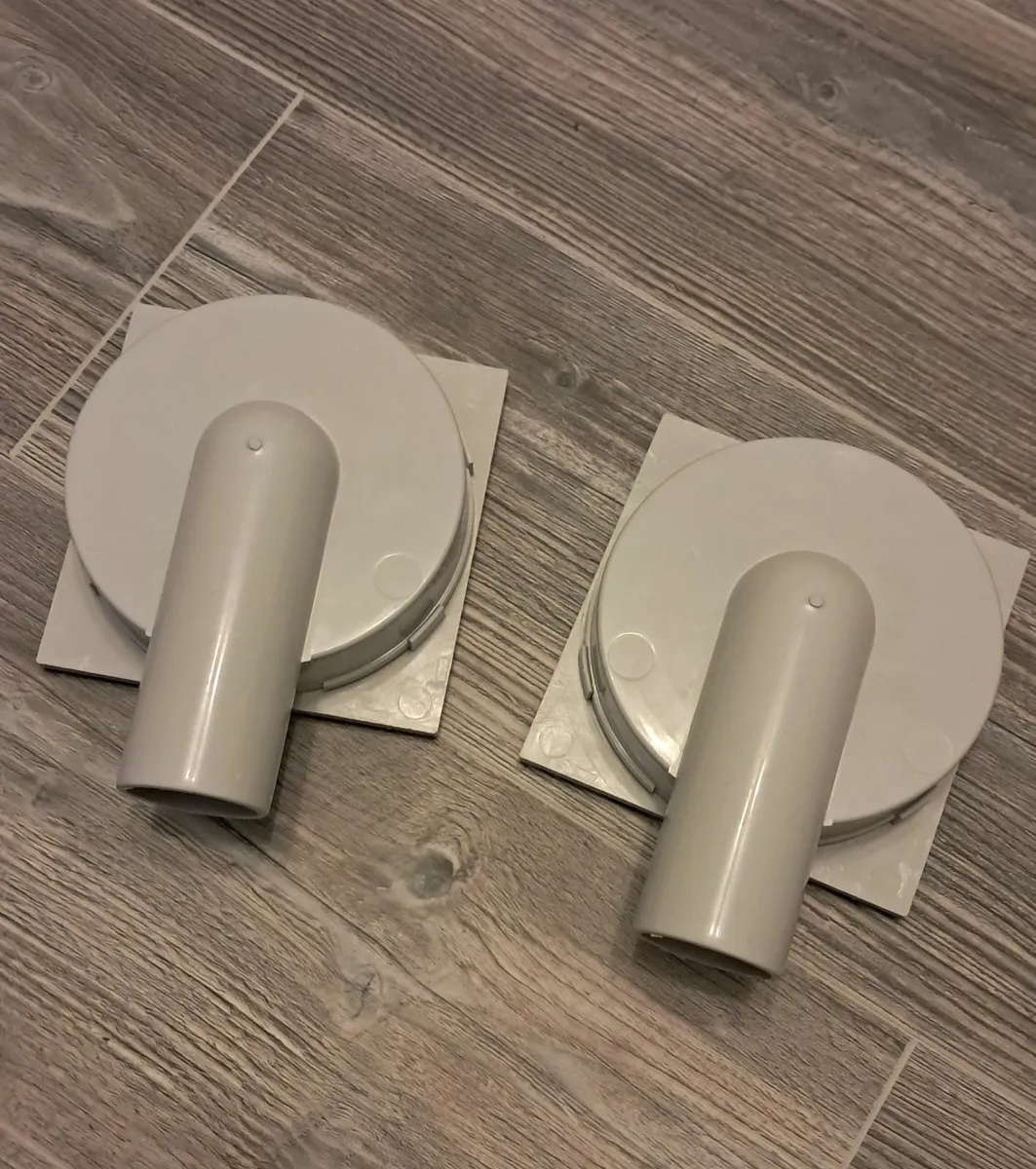 Trapped Shower Gullies - Image 2
