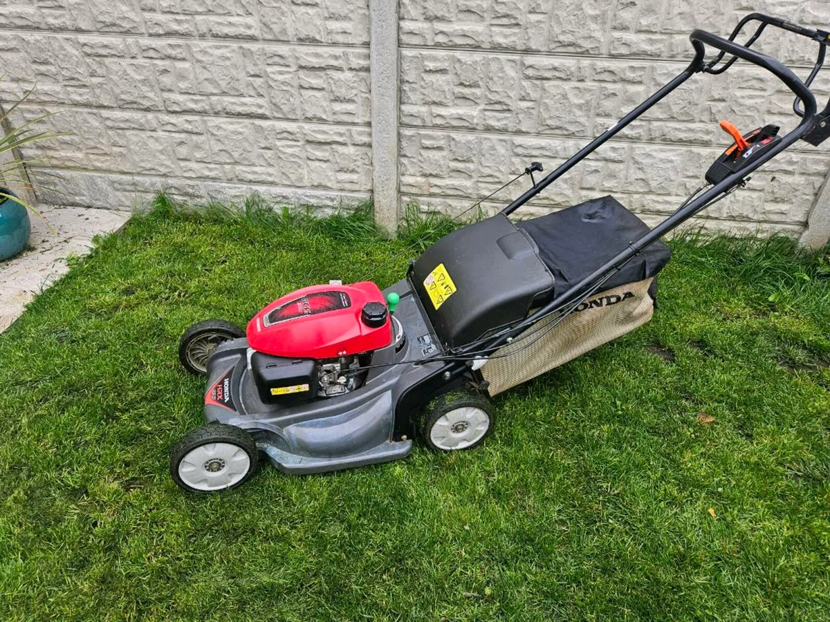 Honda lawnmower - Image 2