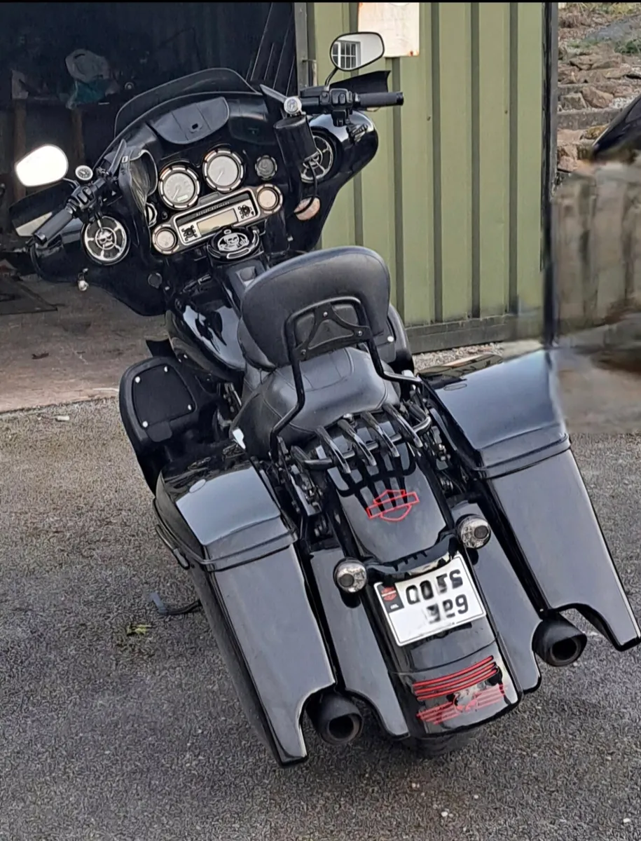 Harley-davidson street glide - Image 2