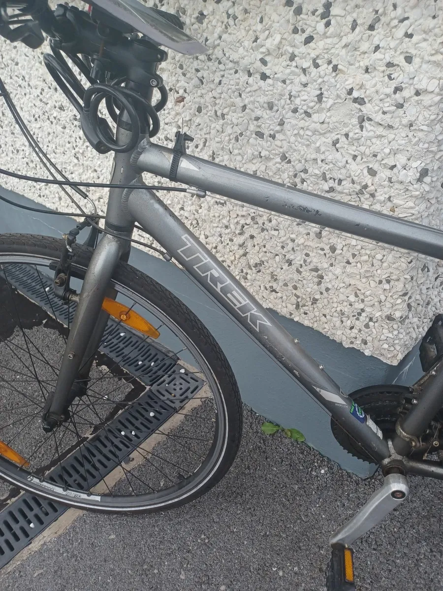 Trek Bicycle - Image 4