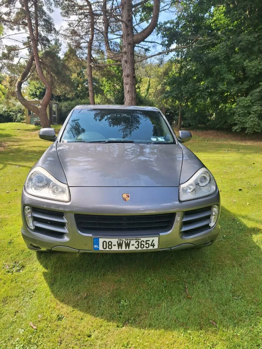 Car - Image 2