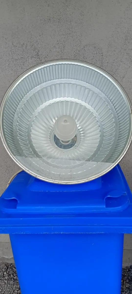 Industrial lighting - Image 2