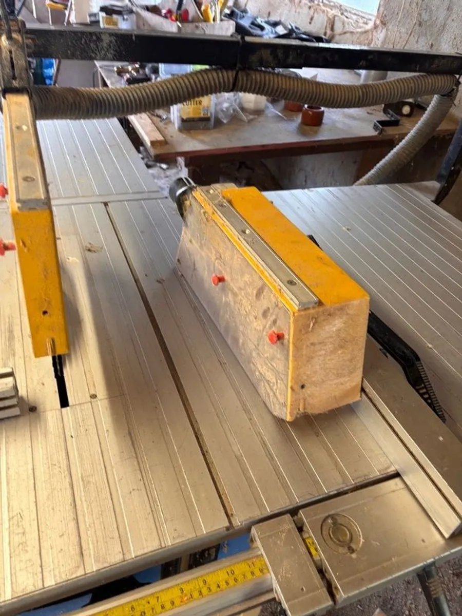 Table Saw - Image 4