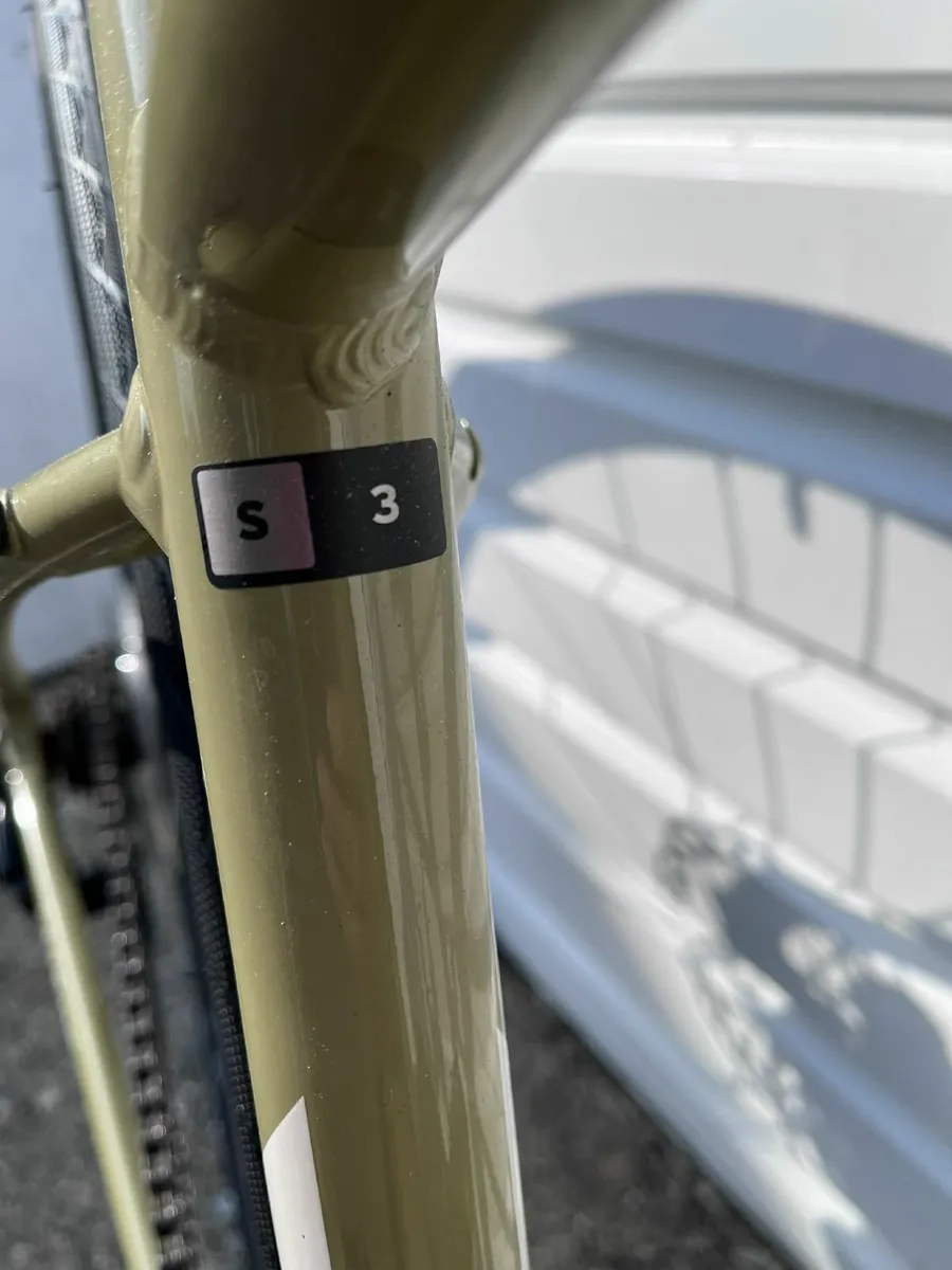 Liv Alight womens bike - Image 3