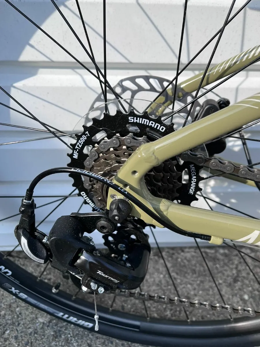 Liv Alight womens bike - Image 4