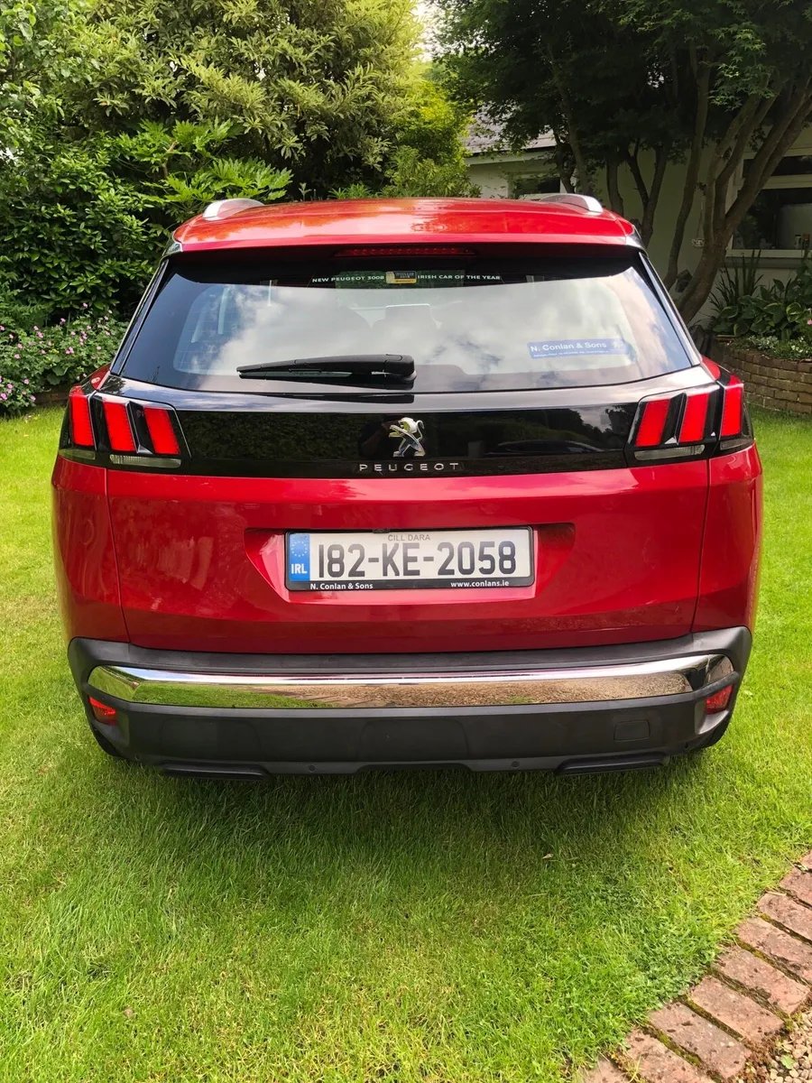 Car - Image 4