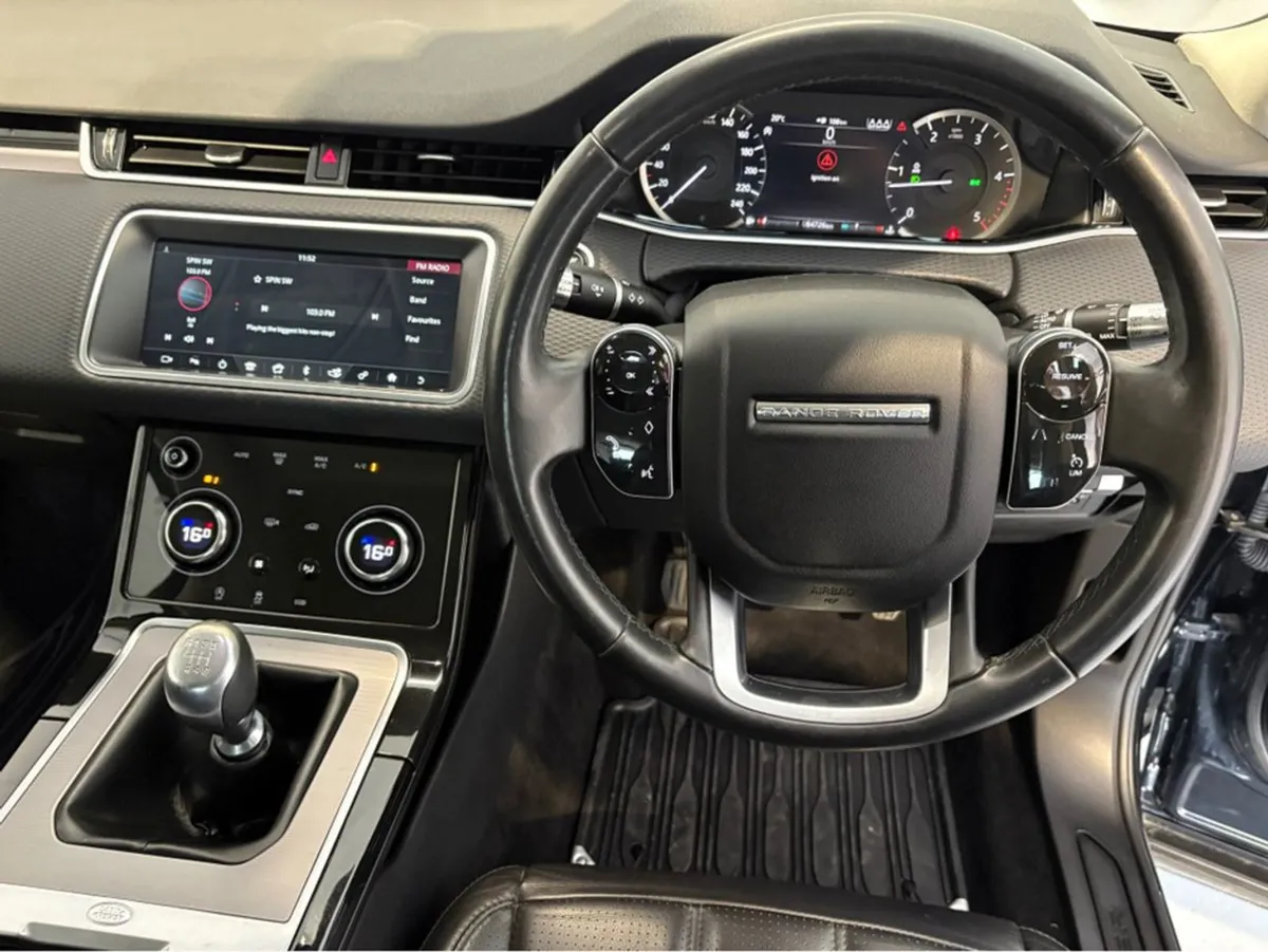 Land Rover Range Rover Evoque 2.0 ED - Smart Look - Image 4