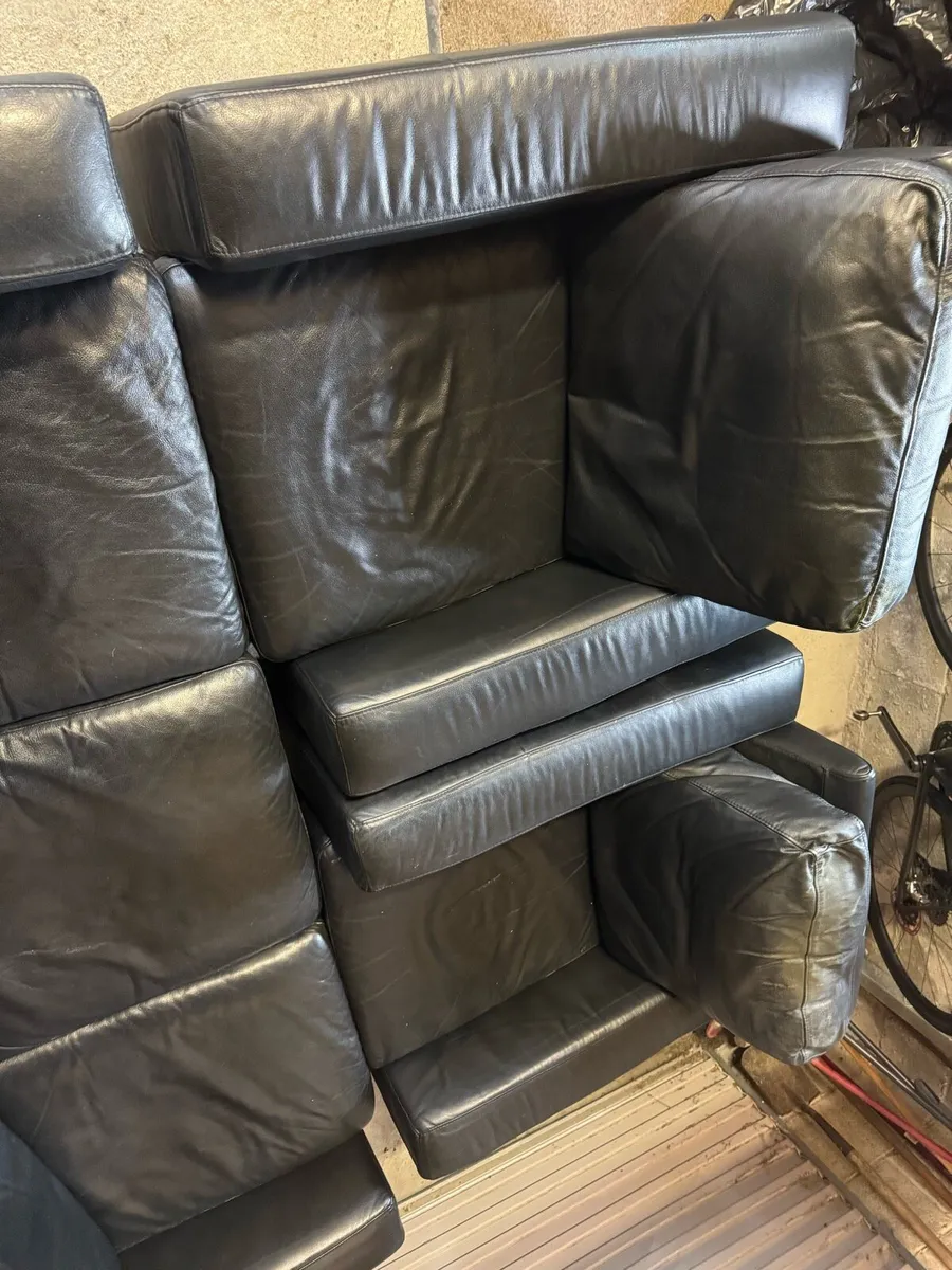 3 Piece Leather Sofa - Image 3