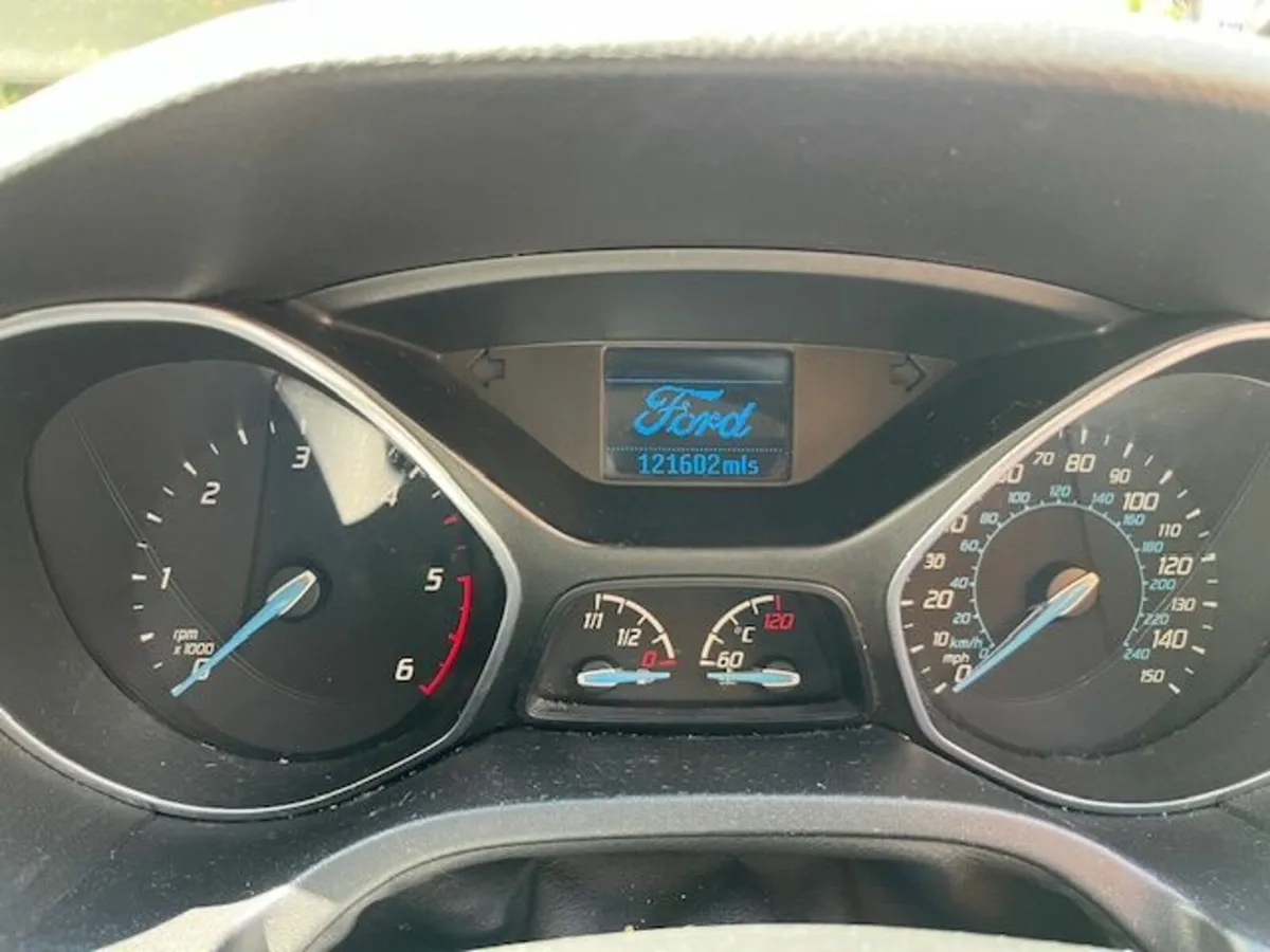 Ford Focus 2014 - Image 4