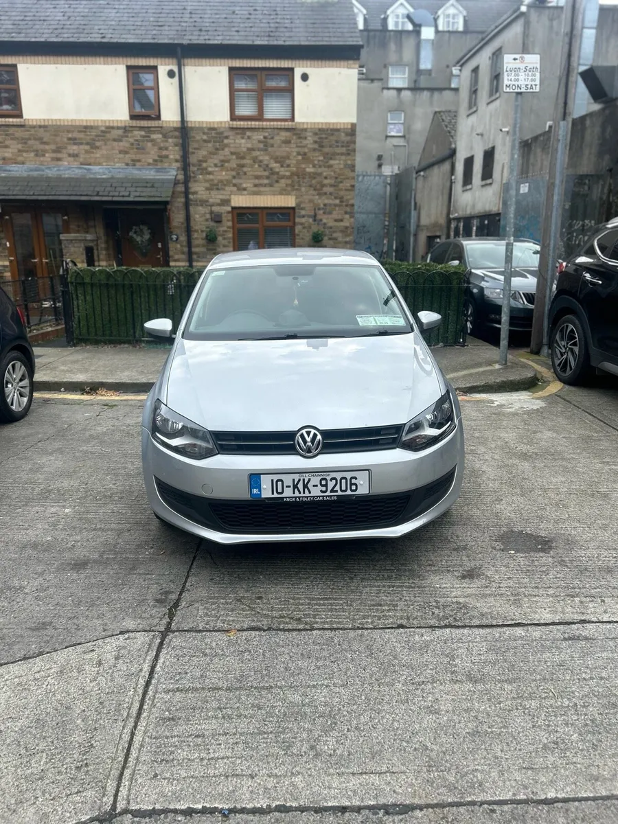 Car - Image 1