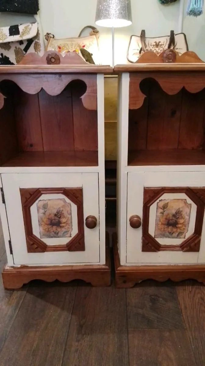 2 Bedside table - Image 1