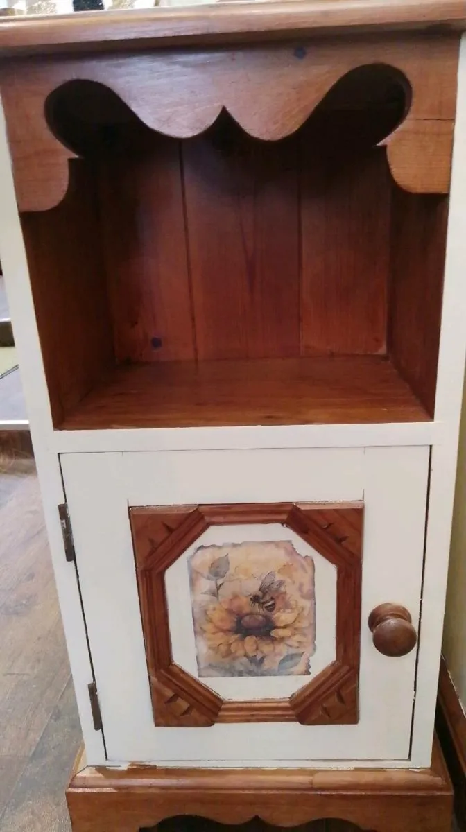 2 Bedside table - Image 2