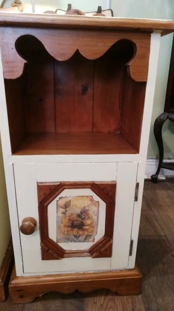 2 Bedside table - Image 3