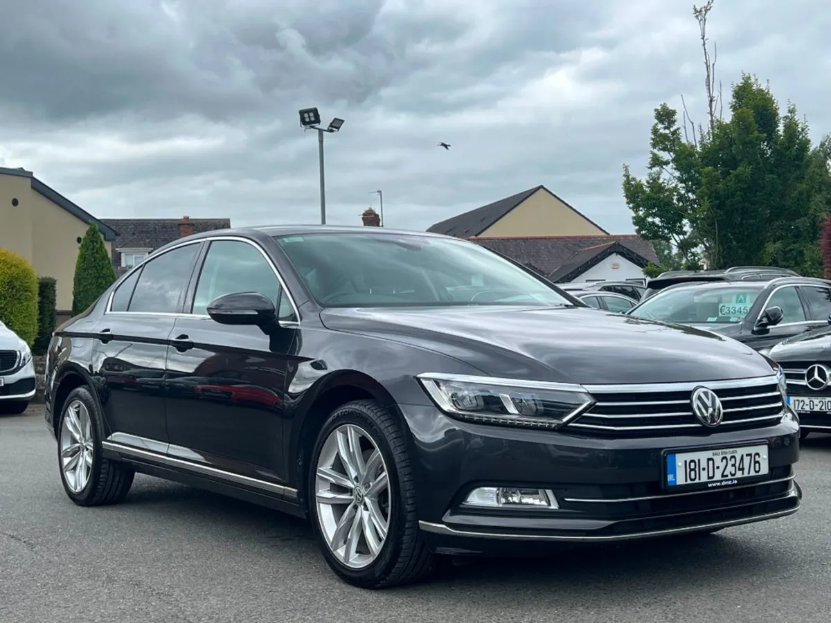 Volkswagen Passat Highline 1.6tdi 120HP  low Kms - Image 3