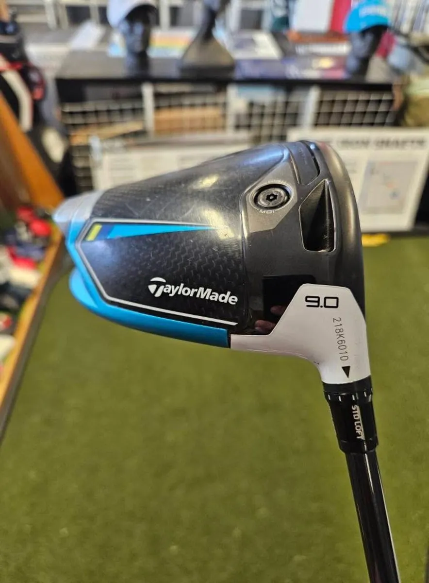 Taylormade Sim2 Max Driver - Image 2