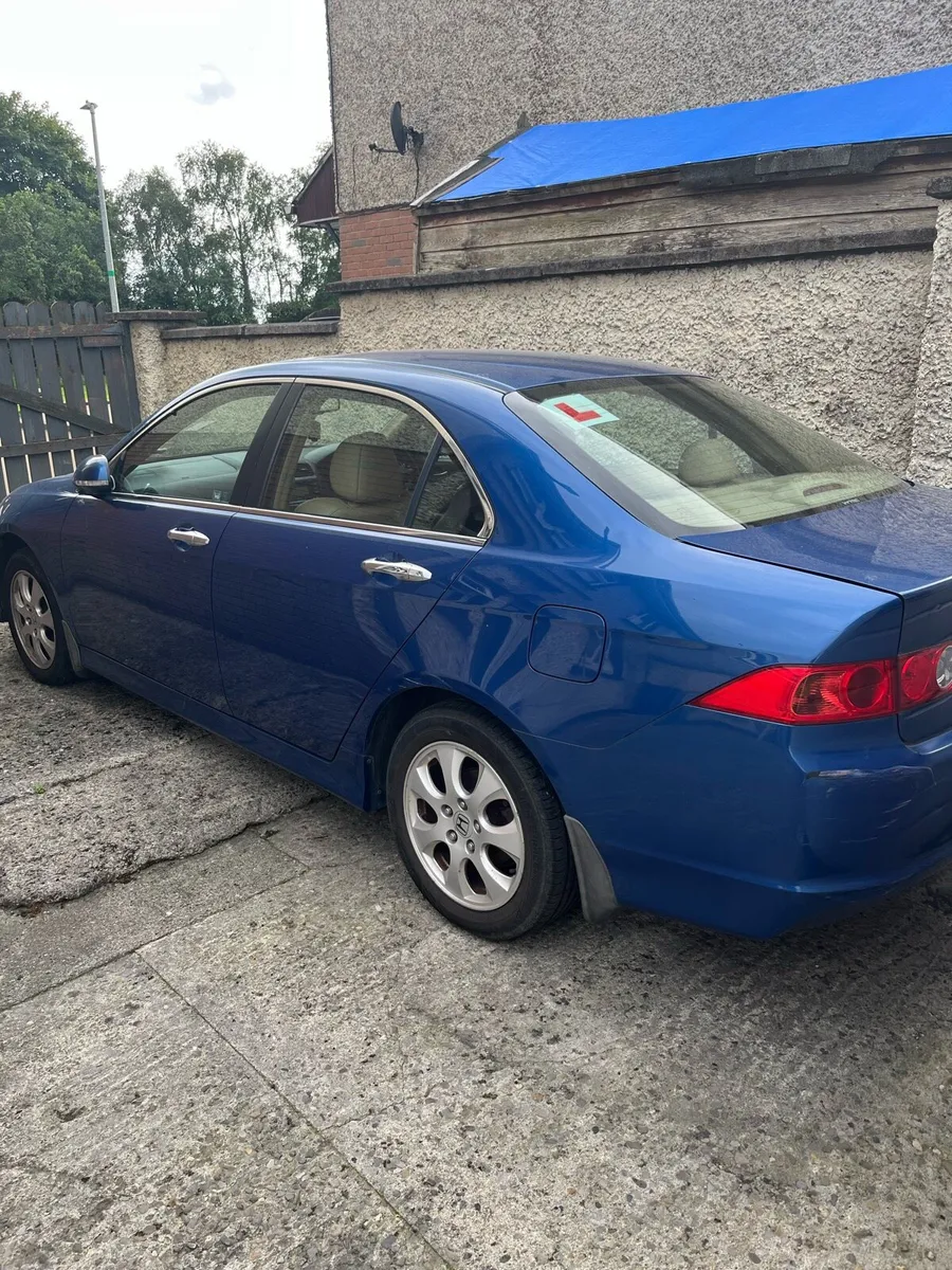 Honda accord - Image 4