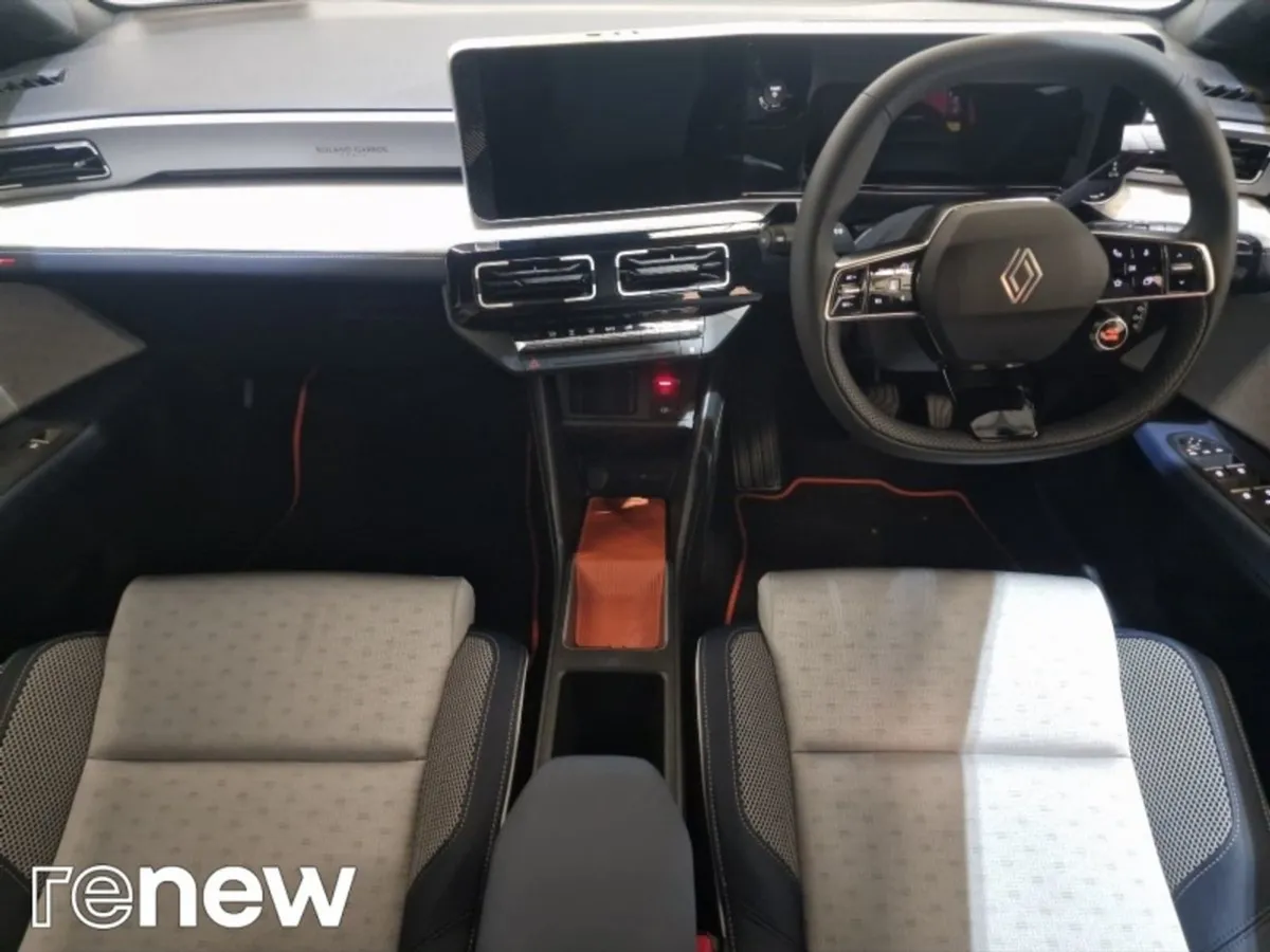 Renault 5 E-TECH Roland Garros 52kwh 150HP - Image 3