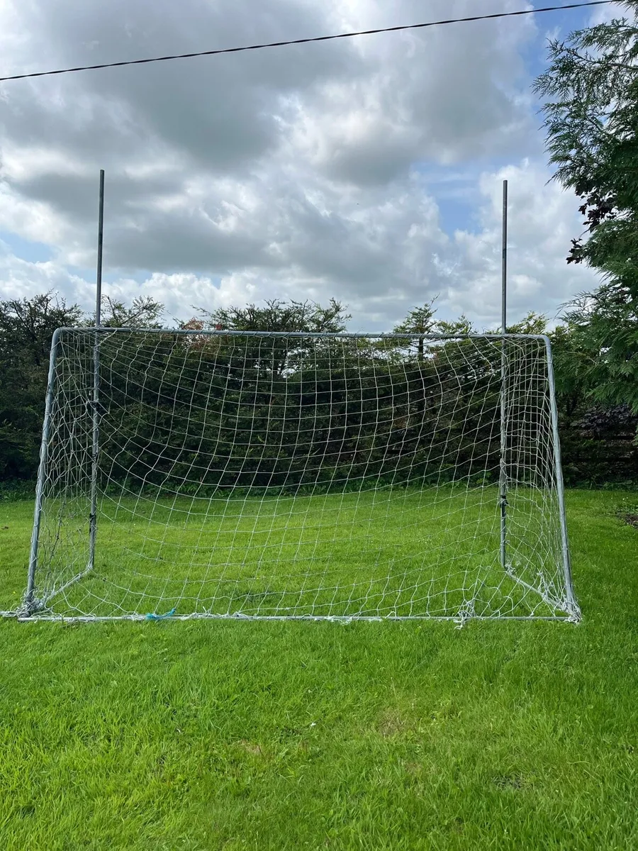 Football goalposts - Image 2