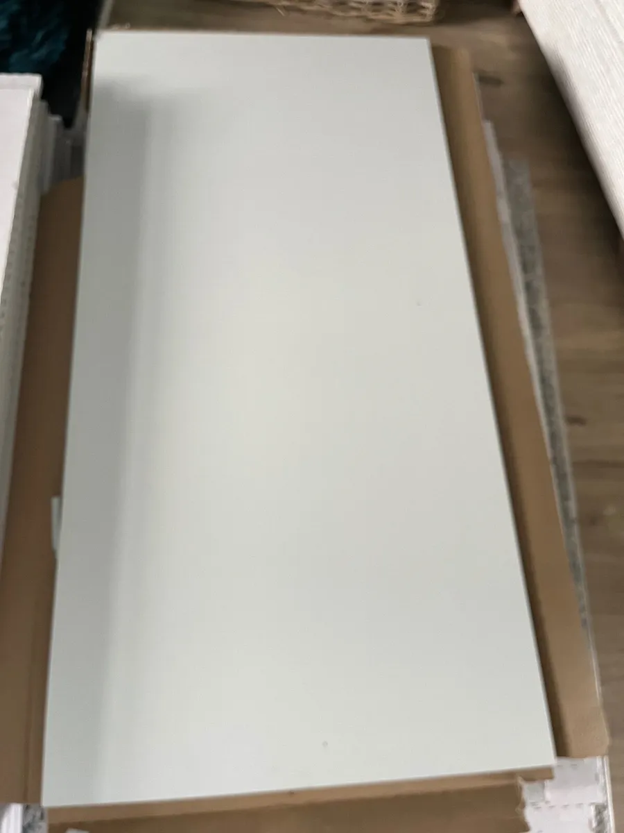 White Porcelain ceramic tiles 120cm x60cm - Image 1