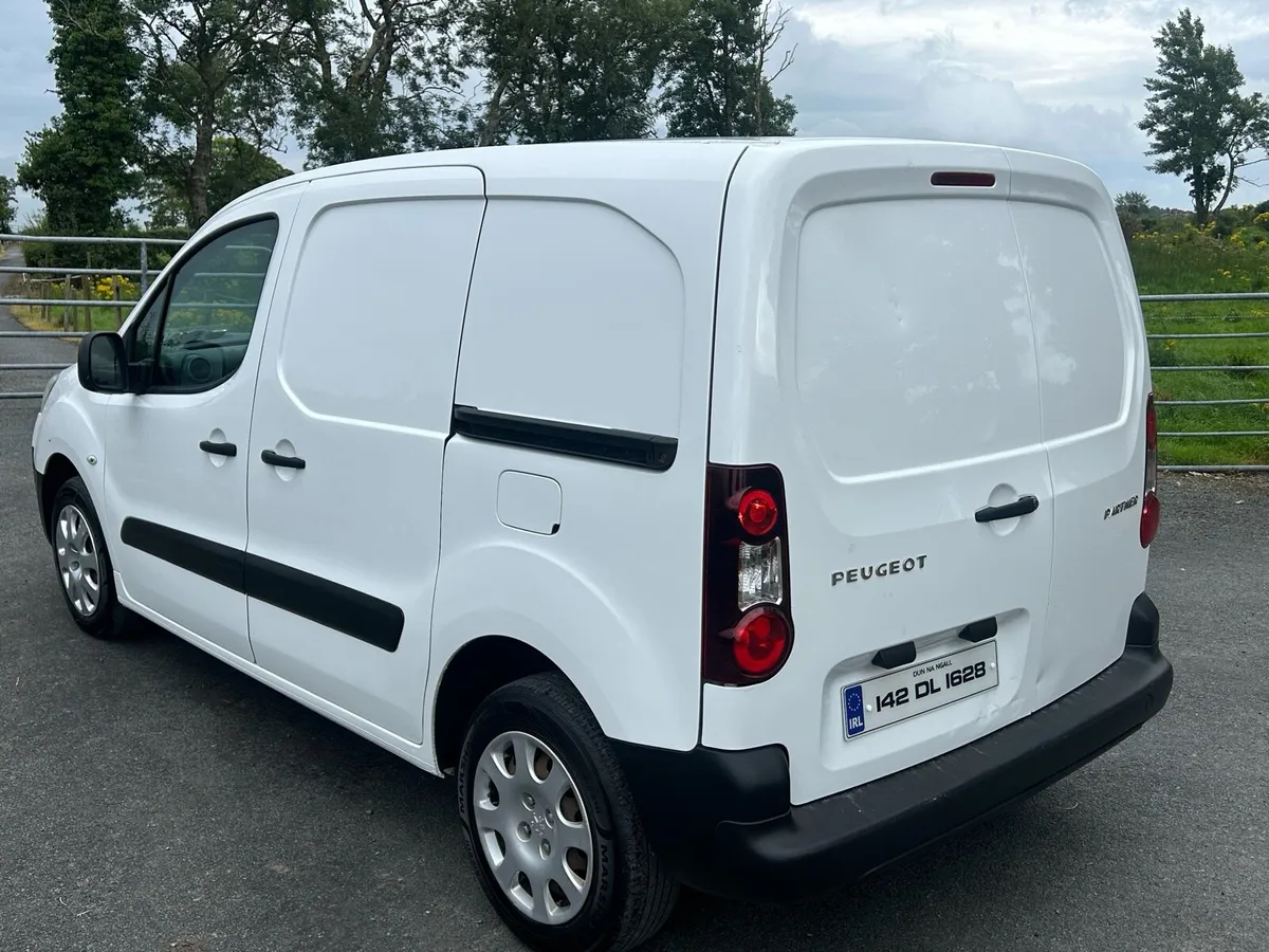 2014 Puegeot Partner 3 Seater - Image 2