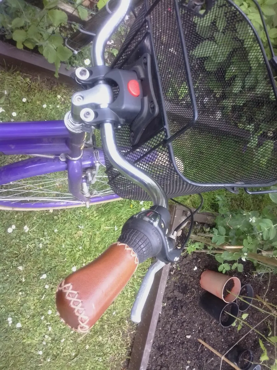 Ladies bike - Image 3