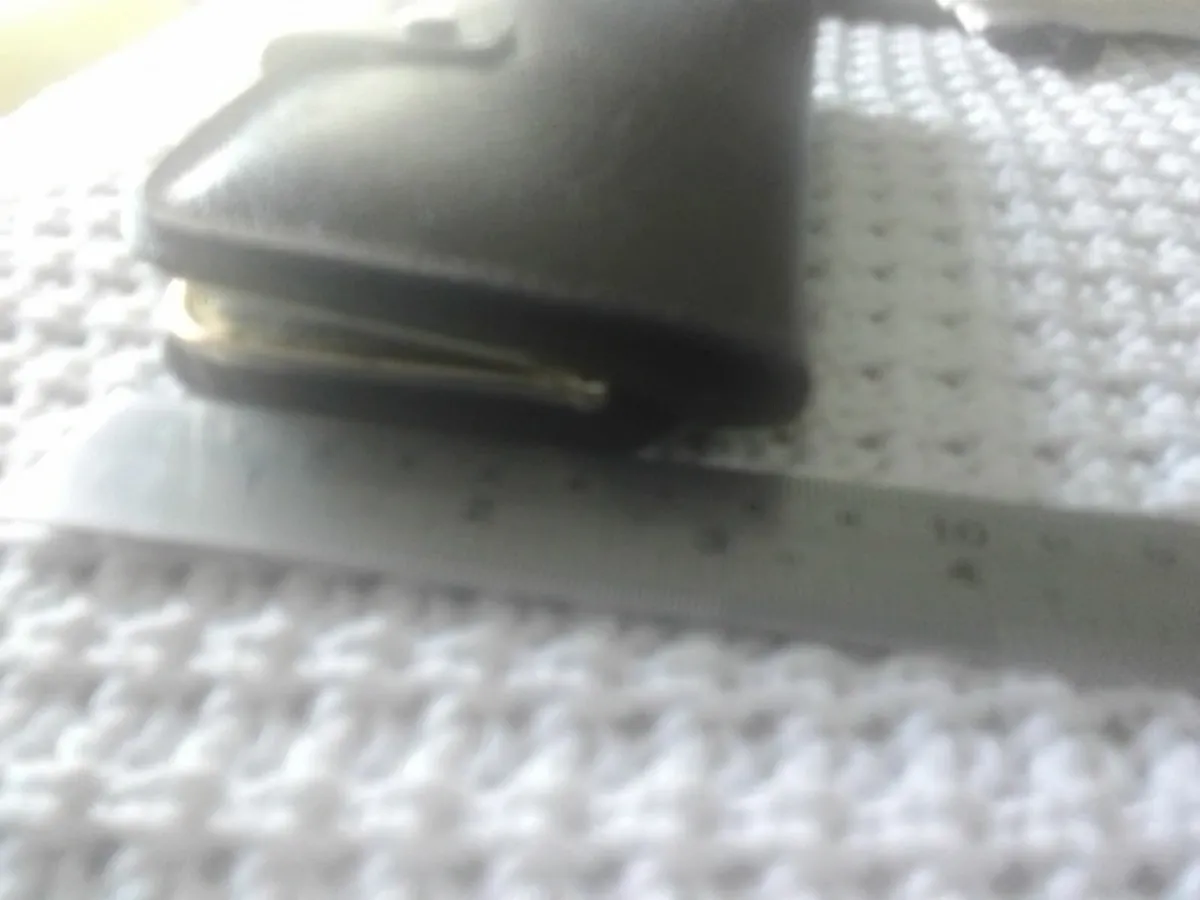 VINTAGE BROWN LEATHER PURSE UNUSED - Image 2
