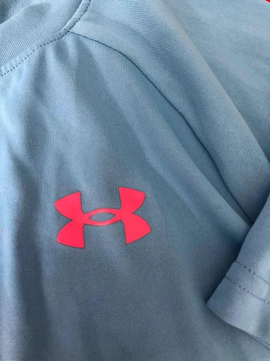 Boys under armour teeshirt size M €10 - Image 4