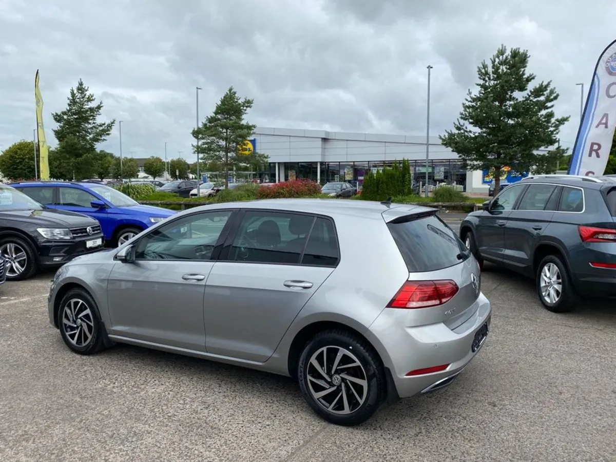 Volkswagen Golf Match TDI - Image 4