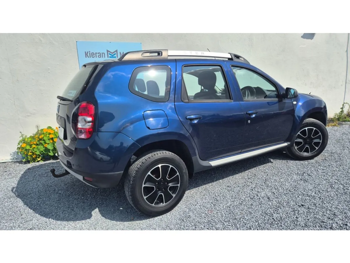 Dacia Duster Prestige Auto - Image 4