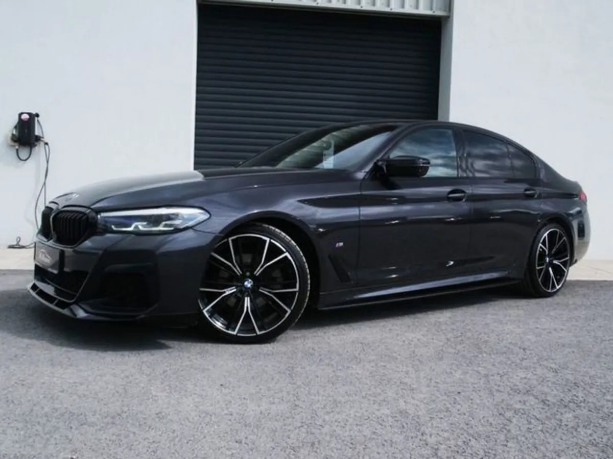 BMW 5 Series 520D M Sport - Image 2