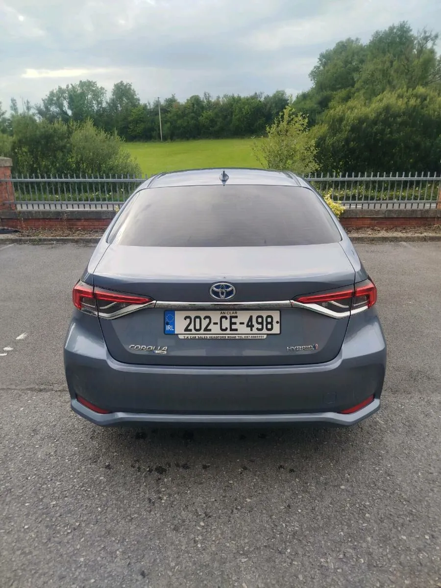 Toyota Corolla Hybrid 2020 - Low Km's - Automatic - Image 3