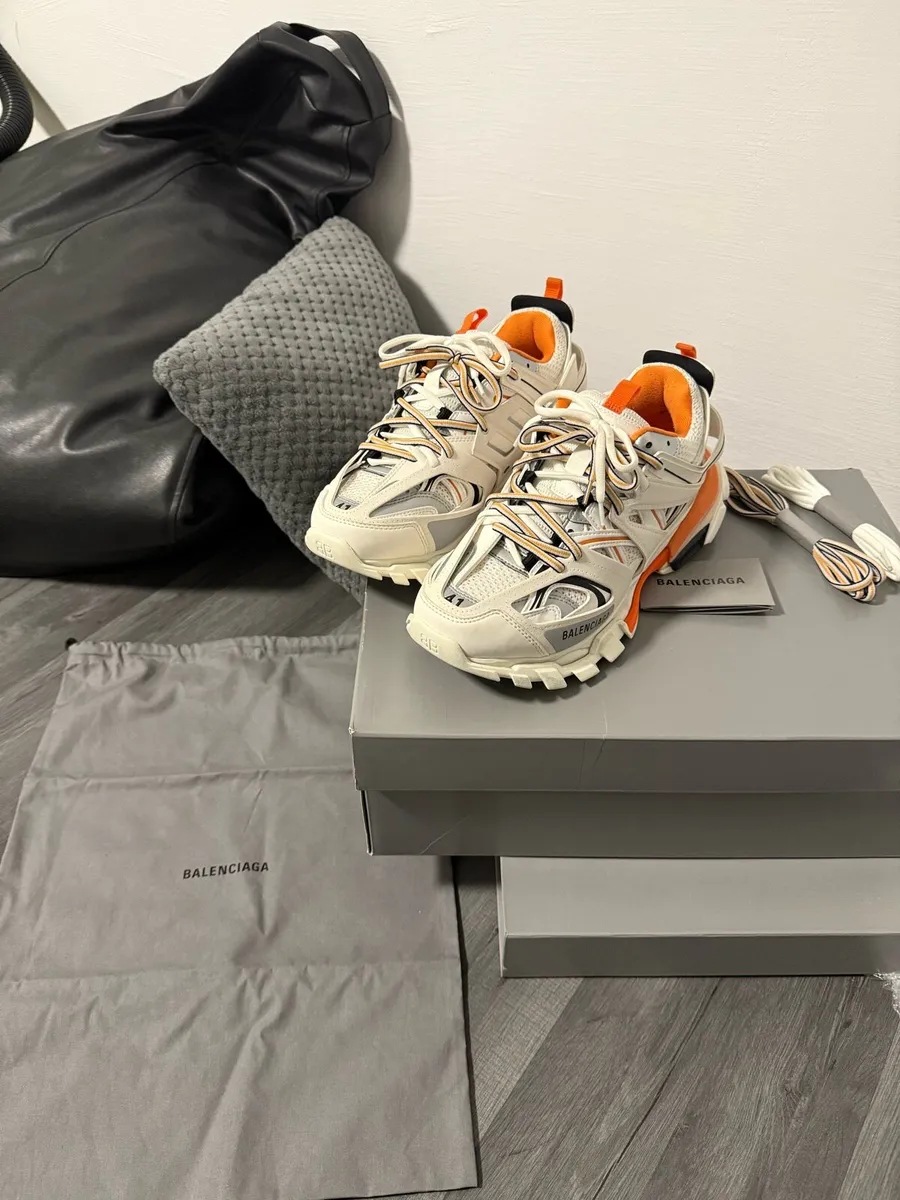 Balenciaga tracks - Image 3