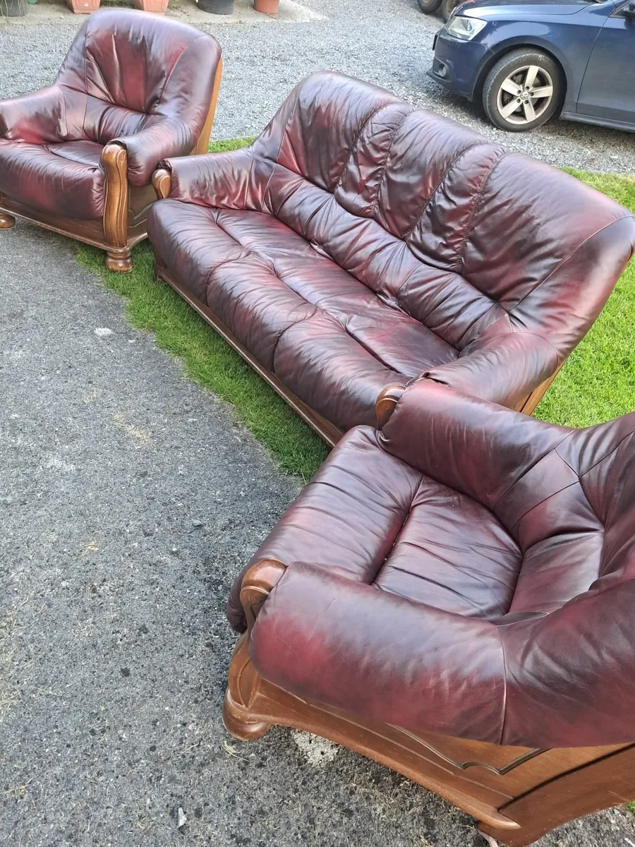 Leather siting room furniture - Image 3