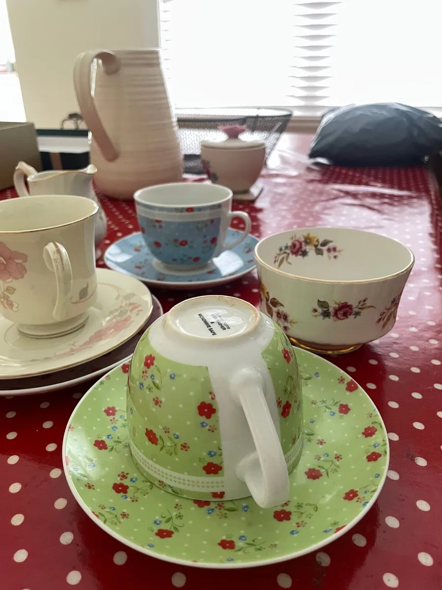 Tea cups - Image 4