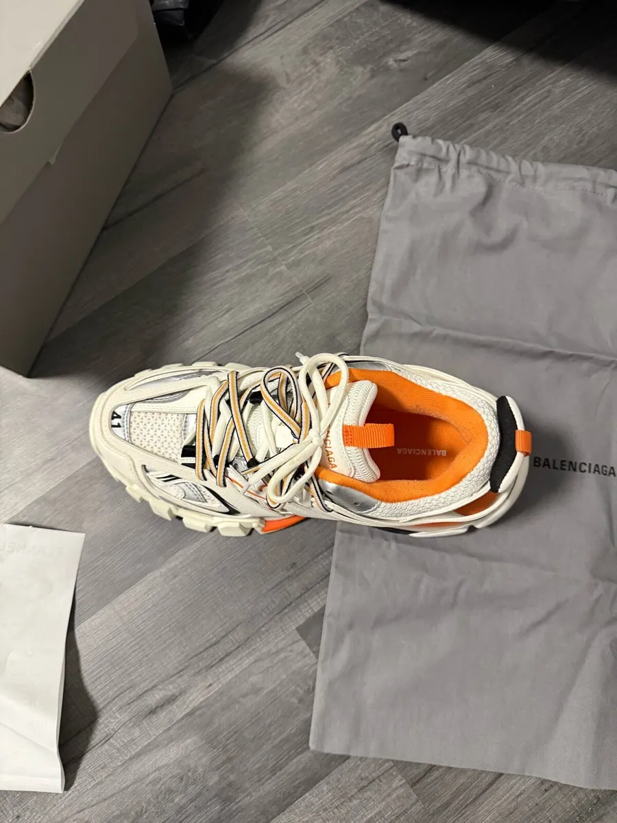 Balenciaga tracks - Image 4