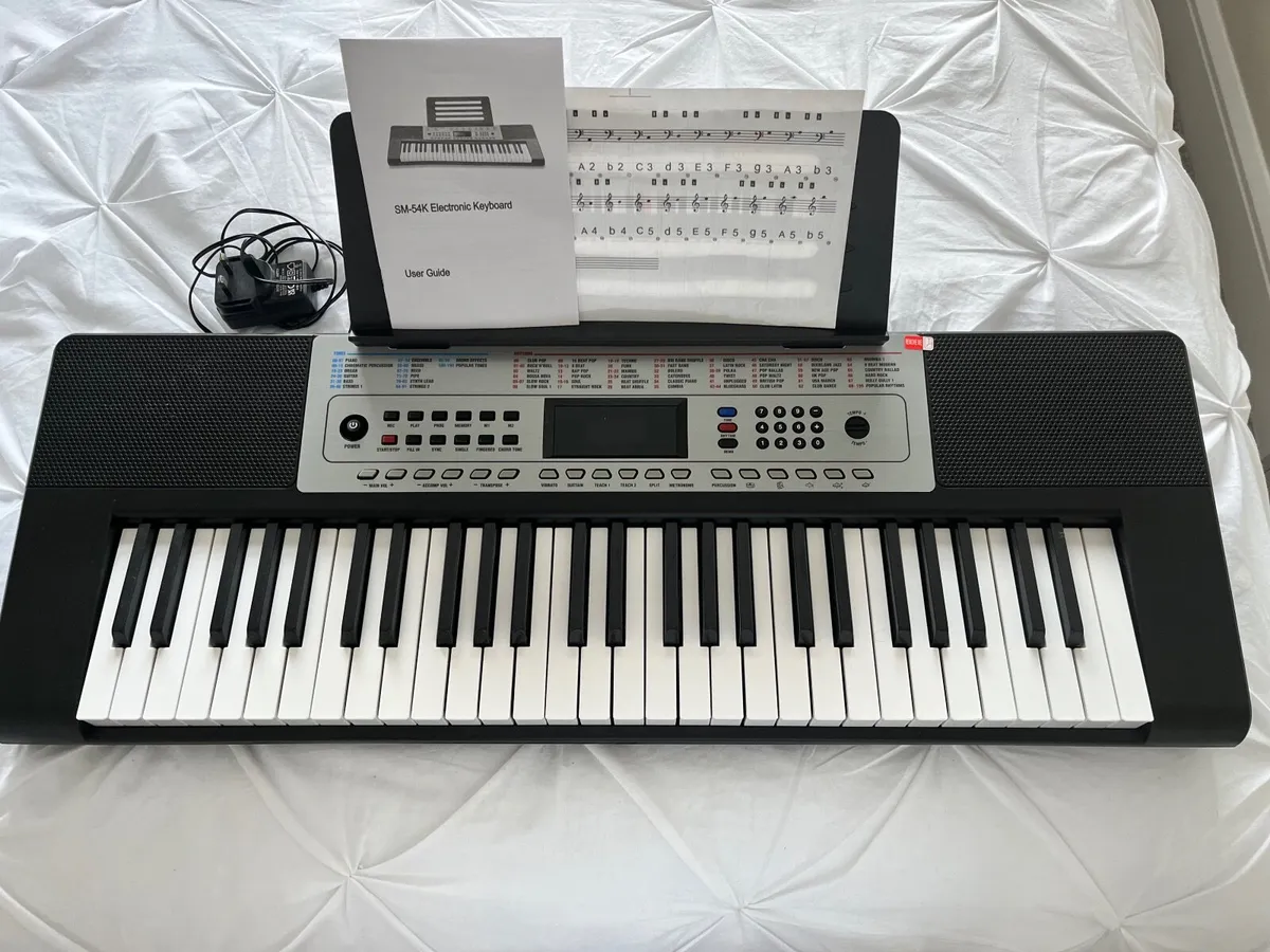Keyboard & Stand - Image 4
