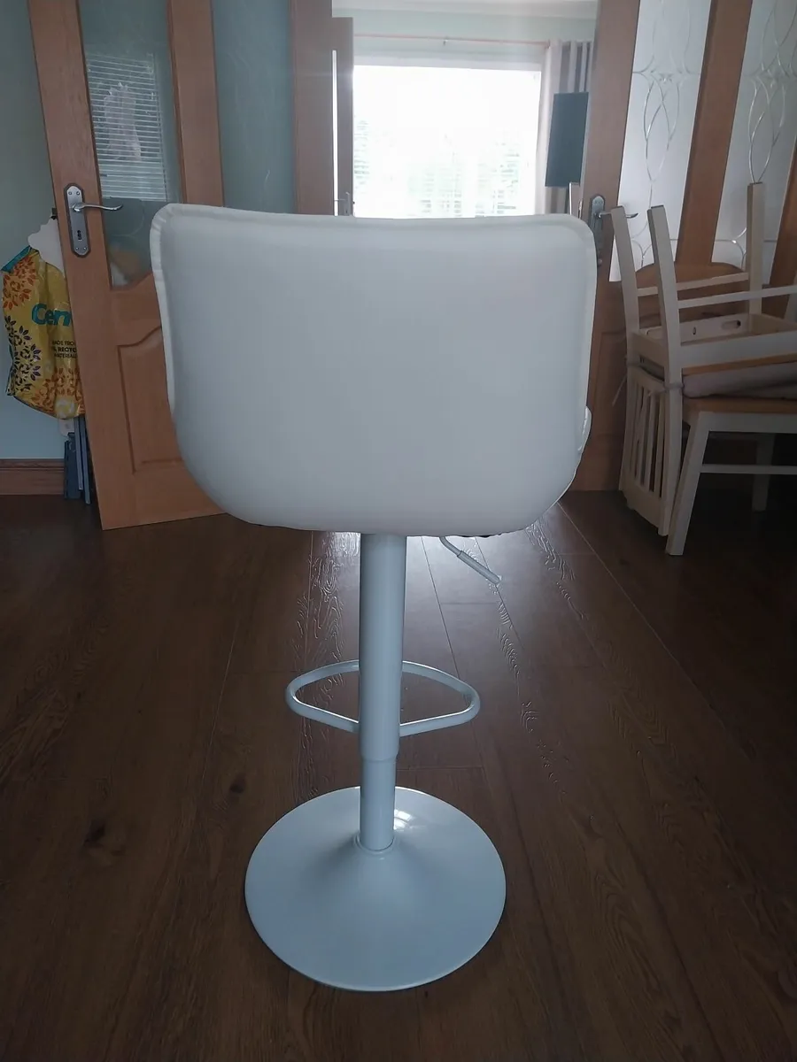 Counter stools - Image 1