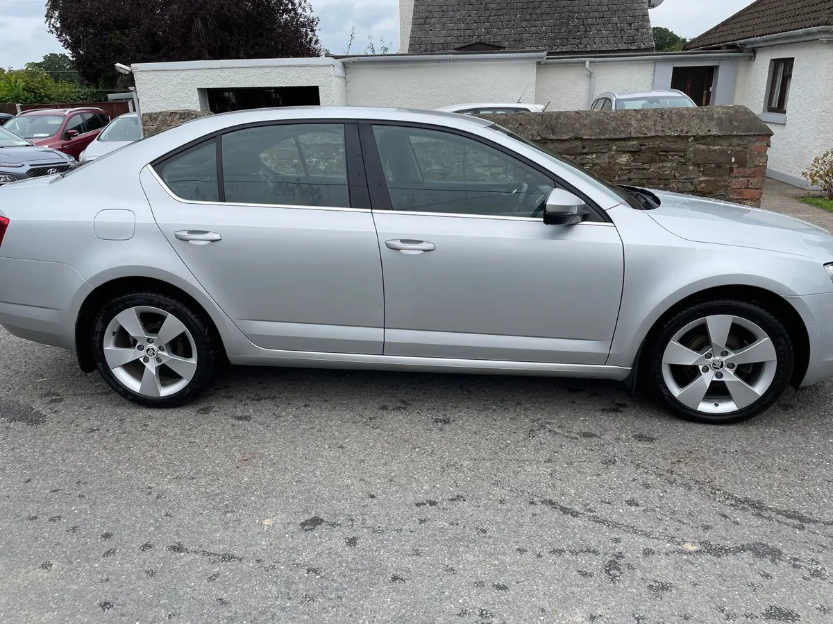 Skoda Octavia Style 1.6TDI 2016 - Image 2