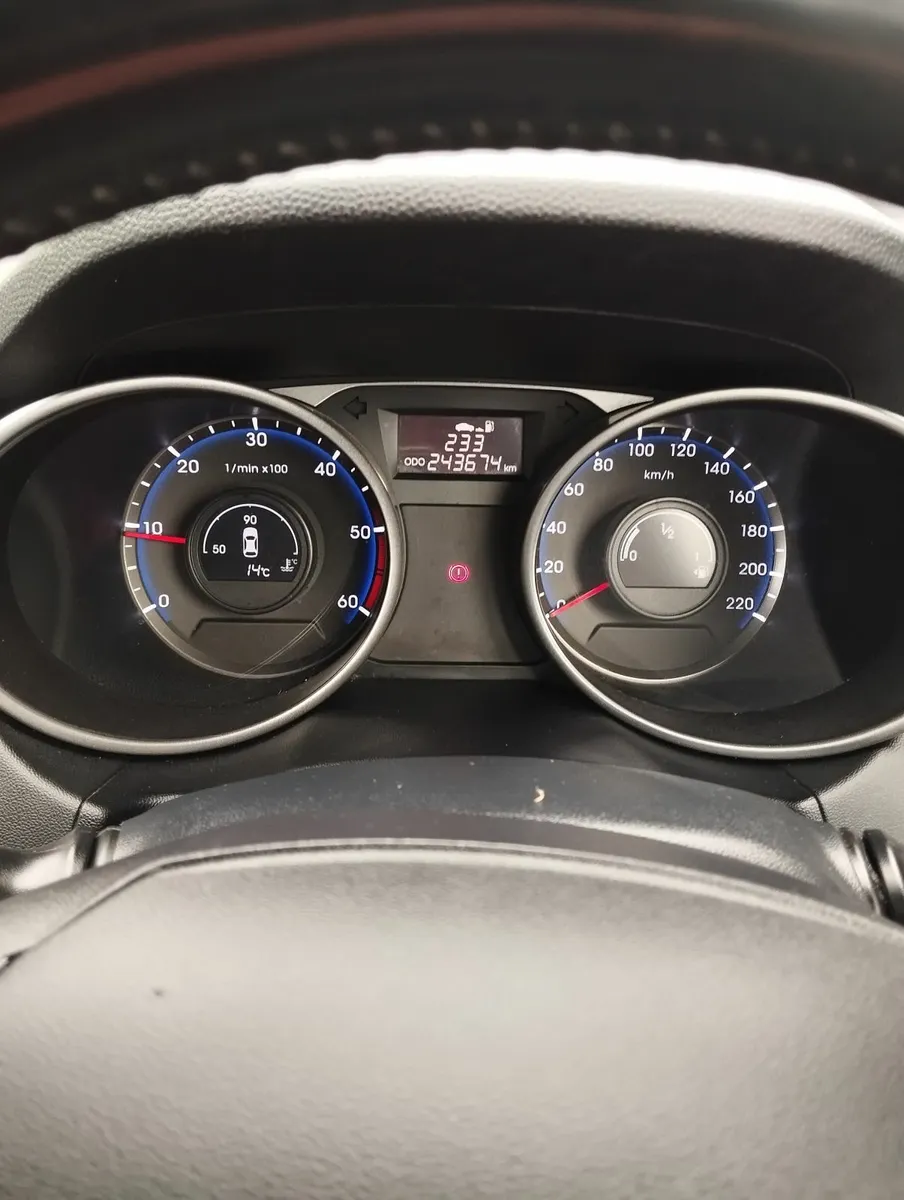 Hyundai ix35 2015 - Image 2