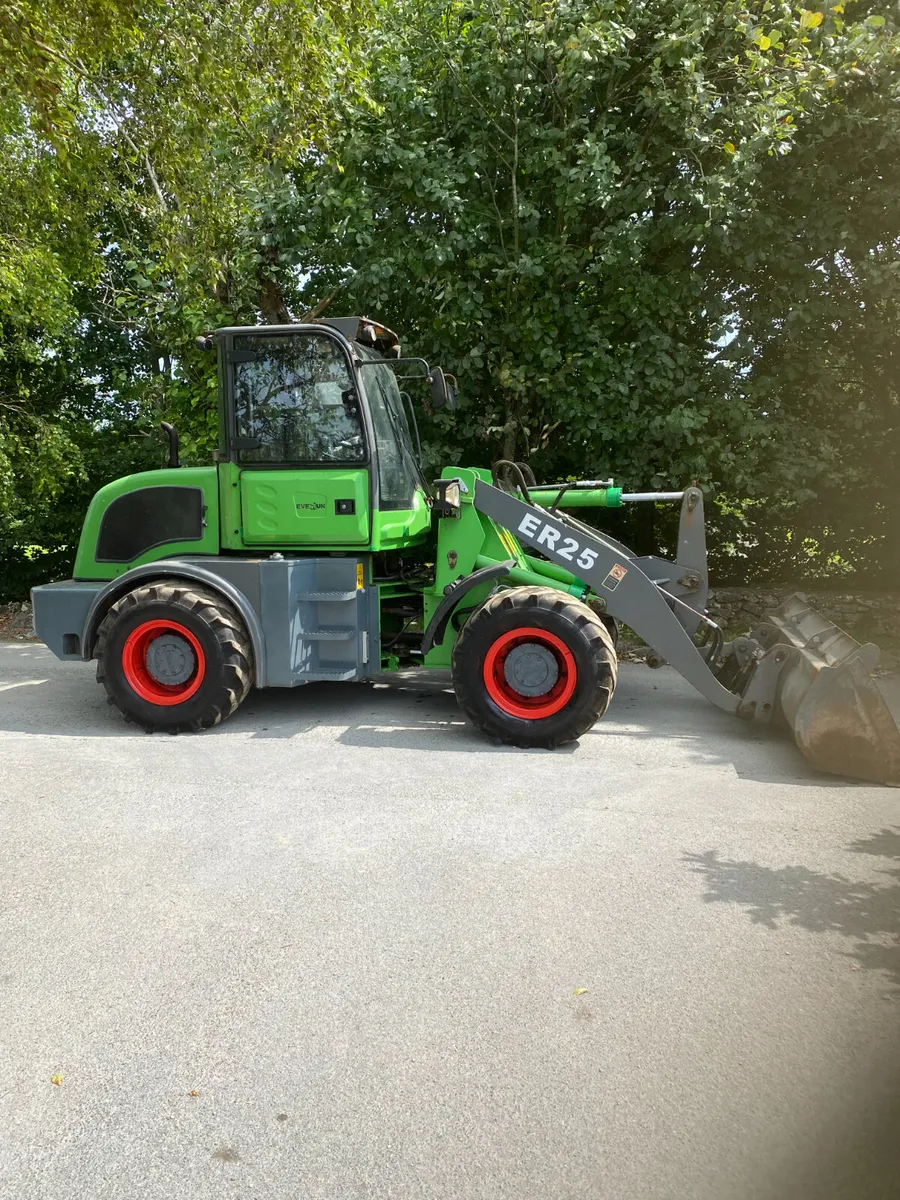 Everun ER25 Loader For Sale - Image 1