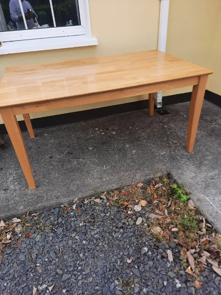 Kitchen table - Image 3