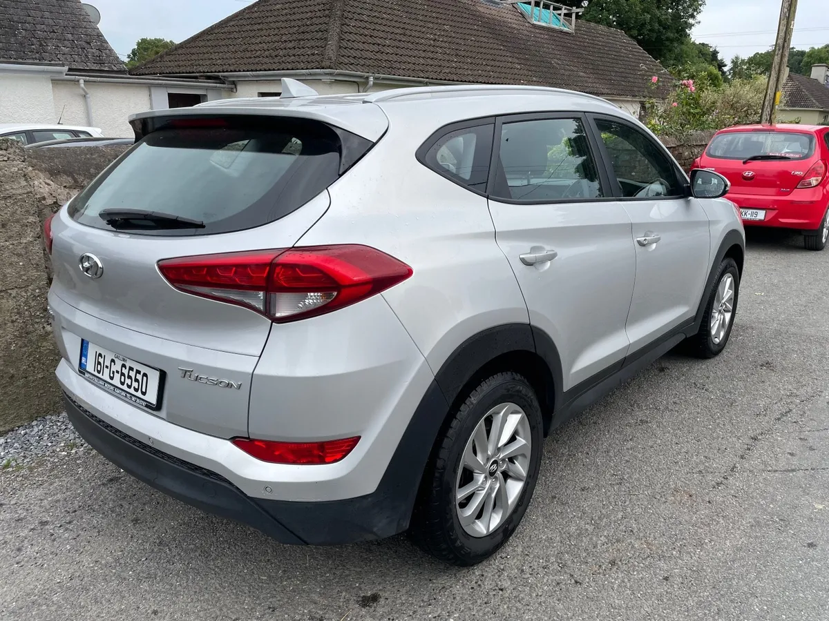 Hyundai Tucson SE NAV 1.7 D 2016 - Image 3