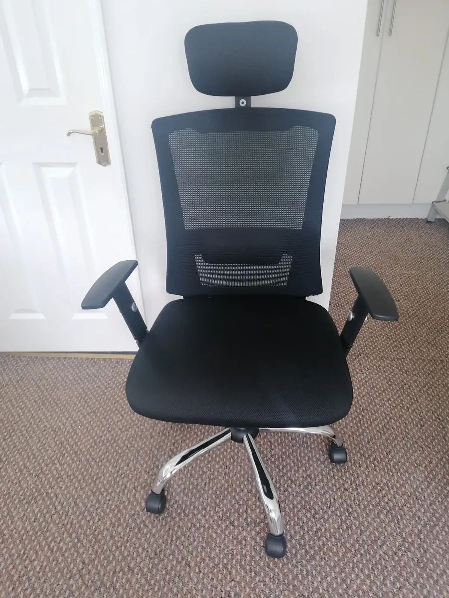 Office Chair - Image 1
