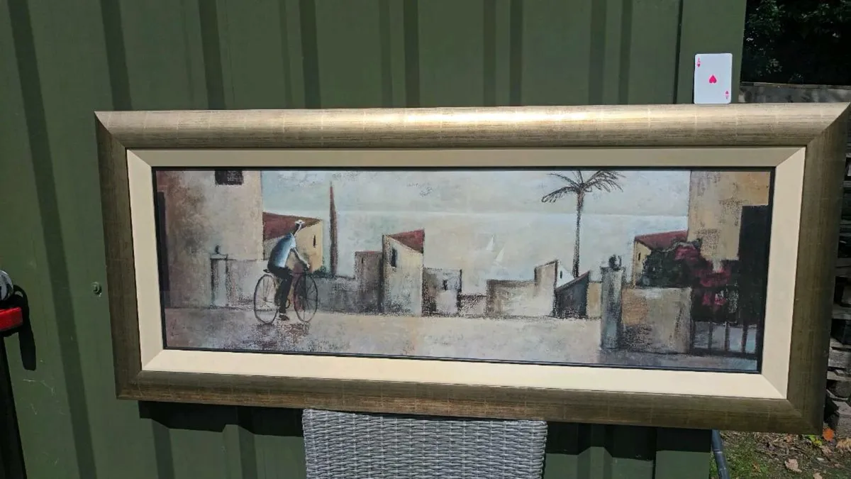 V large framed print, D18 - Image 2