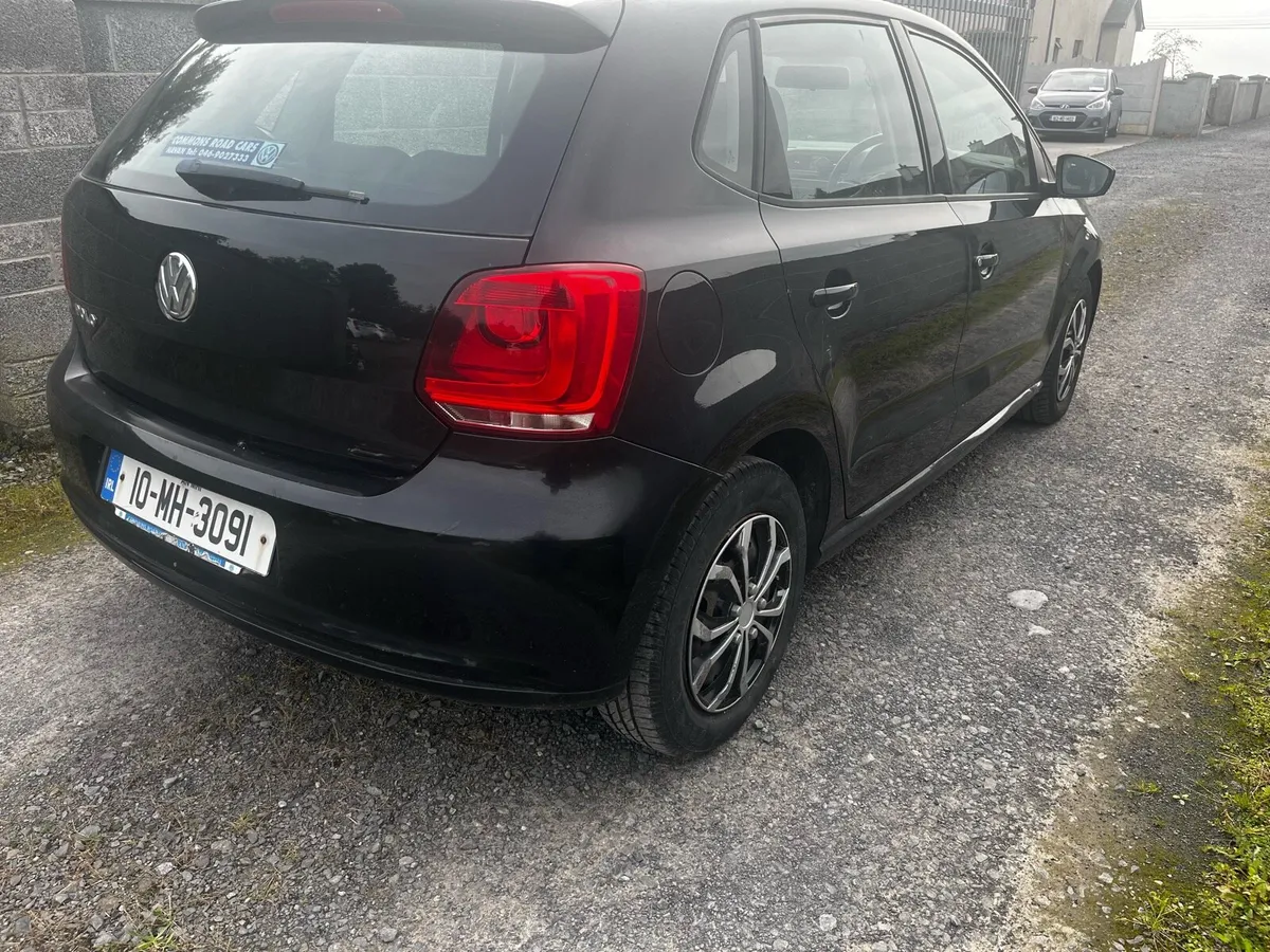 2010 Volkswagen polo 1.2 petrol - Image 4
